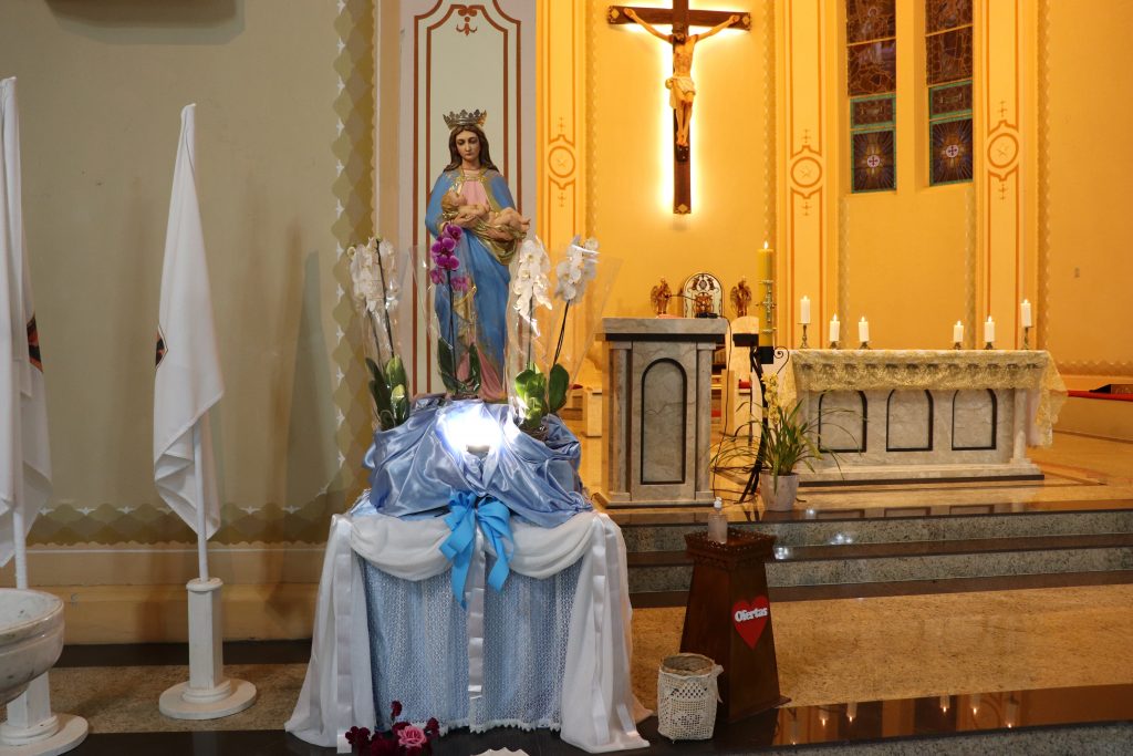 Paróquia Santo André Avelino festeja Nossa Senhora do Bom Parto
