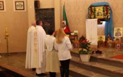 Santa Missa celebrada pelo Padre Ricardo Justin Jacoby marca a sétima noite das novenas na Paróquia Nossa Senhora do Perpétuo Socorro