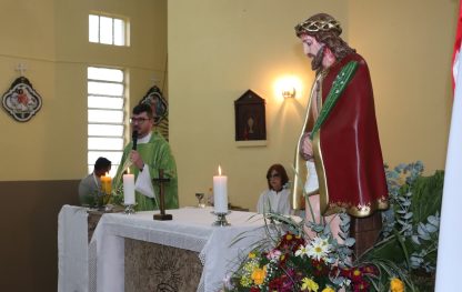 Paróquia Santo André Avelino Celebra o Dia do Padre com Festa ao Senhor Bom Jesus